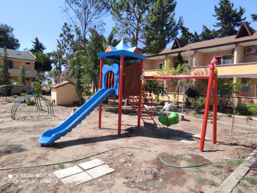 Balıkesir Burhaniye Çocuk Oyun Parkı Montajı